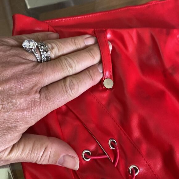 Red stretch pleather lace up pant. Cut out 4 skin size large front lace missing - Picture 5 of 16